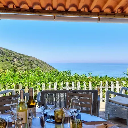 The Beachfront Casa Da Rampa 4*